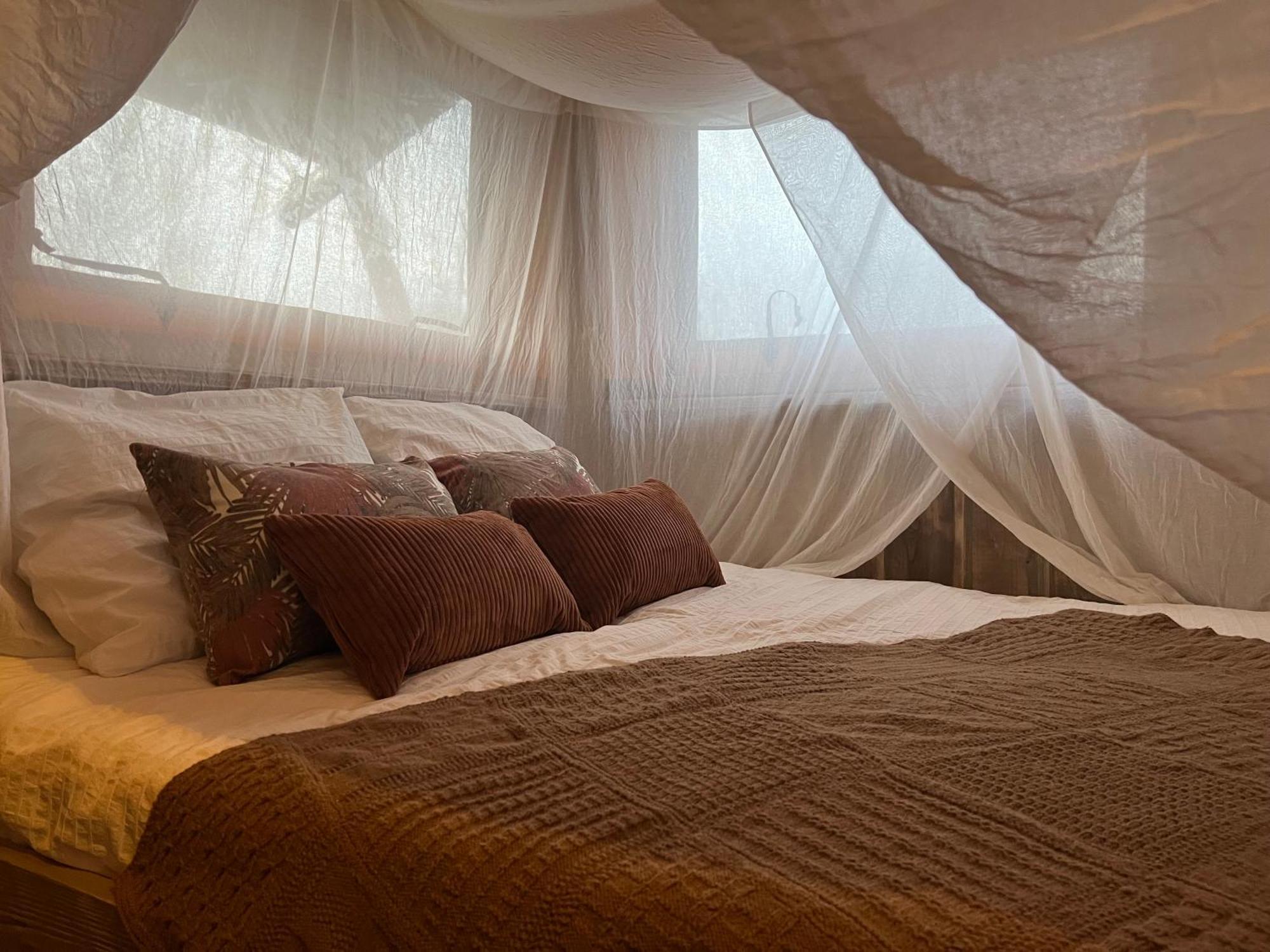 In De Hei Bed and Breakfast Mariahout Exteriör bild
